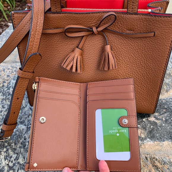 Kate Spade Hayes Small Purse and Wallet Set - Picture 6 of 8